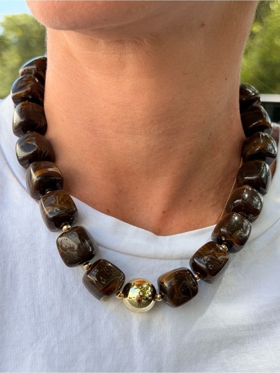 Anthropologie Jewelry - Polished Brown Bead Necklace with Gold Accent - Jewelry